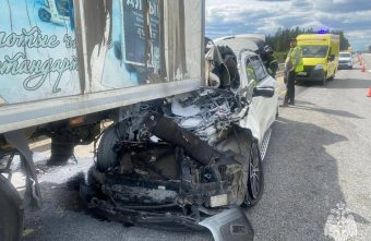 В Тверской области спасатели деблокировали из автомобиля пострадавшего в ДТП В Тверской области спасатели деблокировали из автомобиля пострадавшего в ДТП