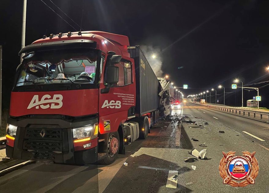 Водитель Volvo скончался на месте ДТП в Тверской области