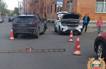 В результате ДТП в центре Твери пострадал младенец В результате ДТП в центре Твери пострадал младенец