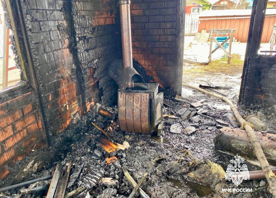 Из-за перекала печи в Твери случился пожар