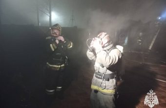 Огонь уничтожил крышу бани в Тверской области Огонь уничтожил крышу бани в Тверской области