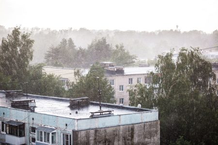 МЧС предупреждает: в ближайшее время в Тверской области начнутся ливни и грозы МЧС предупреждает: в ближайшее время в Тверской области начнутся ливни и грозы