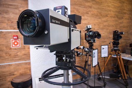 Российские власти задумались о запрете телешоу о подростковой беременности Телекамера совфед телешоу