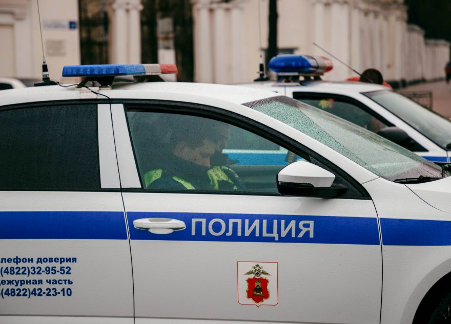 Житель Твери оплатил покупки рецидивиста, не зная об этом полиция автомобиль
