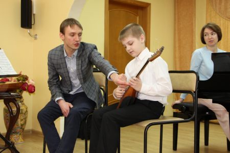 Детские школы искусств Тверской области получат новые музыкальные инструменты