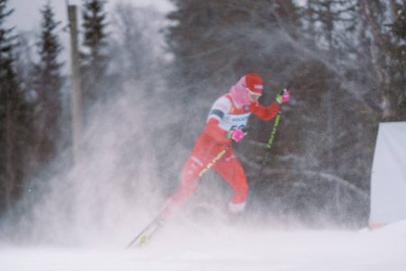 В жуткую непогоду тверские сестры-лыжницы завоевали еще две медали в Кировске