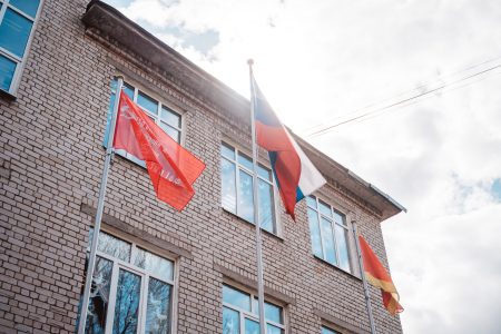 Ещё 9 школ Тверской области оснастят оборудованием для патриотической работы