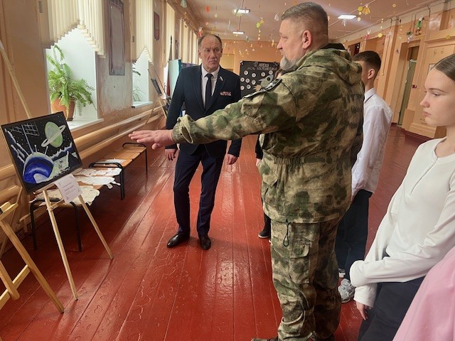 Доброволец из Вышнего Волочка стал участником программы «Герои Верхневолжья» Доброволец из Вышнего Волочка стал участником программы «Герои Верхневолжья»