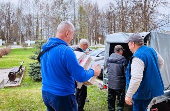 Жители Тверской области отправили землякам маскировочные сети и противодроновые одеяла Жители Тверской области отправили землякам маскировочные сети и противодроновые одеяла