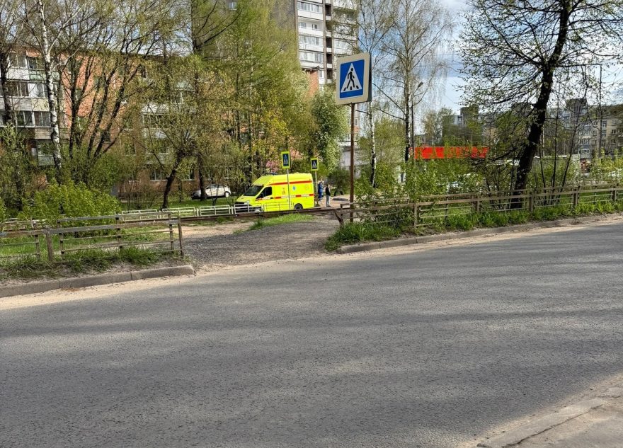 В Твери на улице умерла женщина