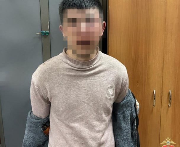 В Тверской области задержали иностранца по подозрению в незаконном обороте наркотиков В Тверской области задержали иностранца по подозрению в незаконном обороте наркотиков