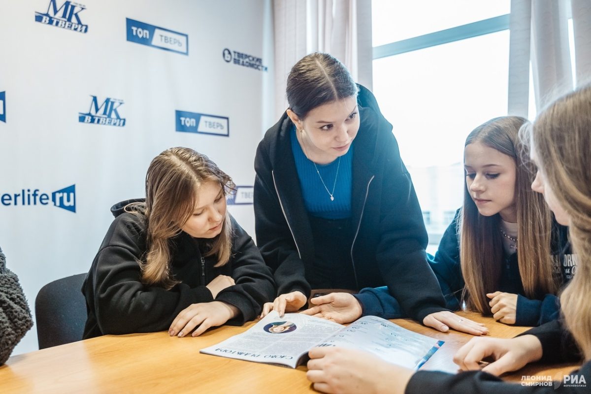 Студия ЮНЫЙ ЖУРНАЛИСТ в гостях у РИА Верхневолжье