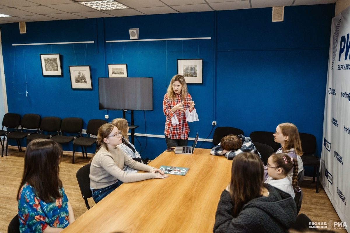 Студия ЮНЫЙ ЖУРНАЛИСТ в гостях у РИА Верхневолжье