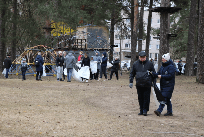 В Верхневолжье проходит общеобластной субботник В Верхневолжье проходит общеобластной субботник