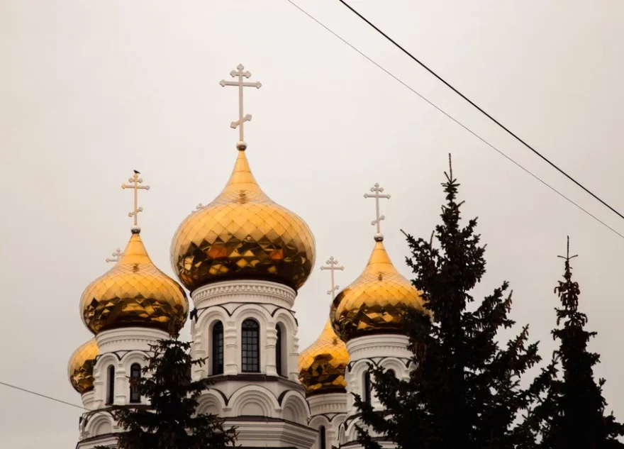 храме