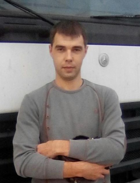 29 мая в Тверской области простятся с погибшим в зоне СВО Александром Бычковым 29 мая в Тверской области простятся с погибшим в зоне СВО Александром Бычковым