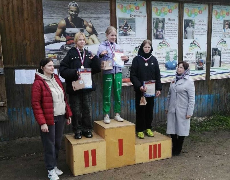 Юные гребцы из трёх городов Тверской области боролись за медали Юные гребцы из трёх городов Тверской области боролись за медали
