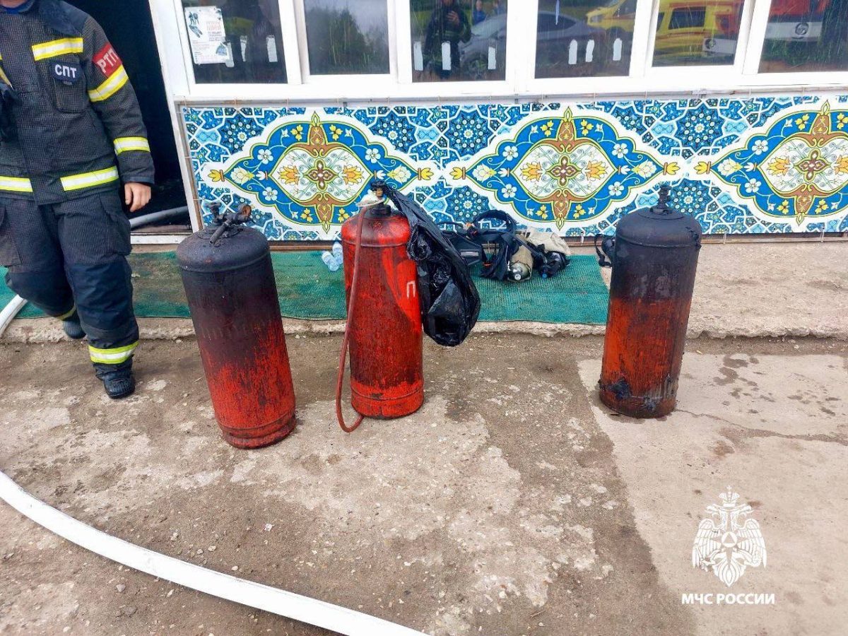 На бульваре в Твери сгорело кафе
