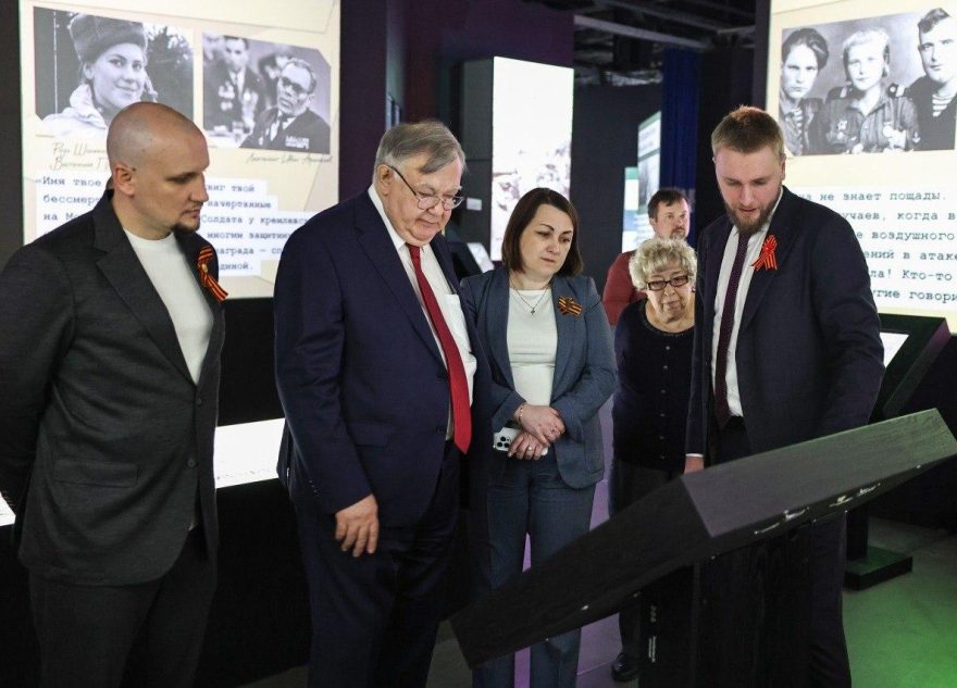 Руководитель Госархива рассказал, что стоит посмотреть на выставке "Без права на забвение" в Твери