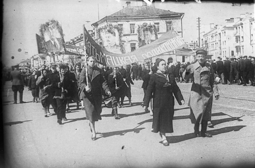 Как встречали жители Калинина самый первый день Победы