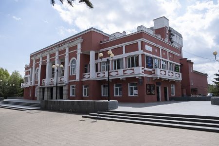 В Кимрском театре драмы и комедии капитально отремонтируют кровлю В Кимрском театре драмы и комедии капитально отремонтируют кровлю