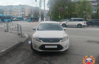 В Твери 70-летняя женщина попала под колёса "Форда"