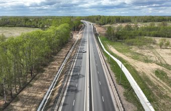 В Тверской области запустили рабочее движение по четырёхполосным участкам трассы М-9 В Тверской области запустили рабочее движение по четырёхполосным участкам трассы М-9
