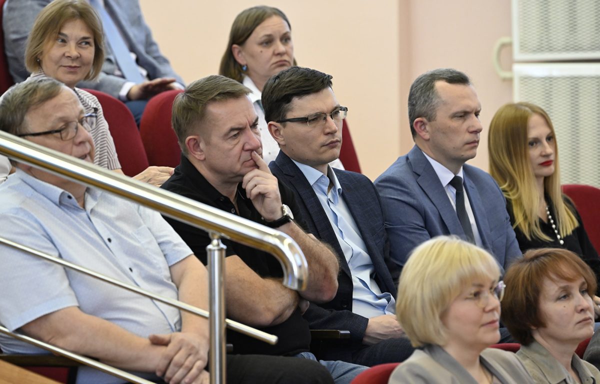 Губернатор Игорь Руденя провёл расширенное заседание Совета главных врачей