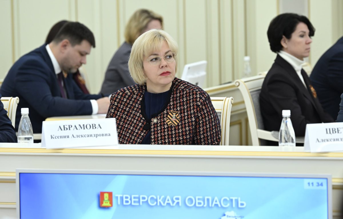 Современные производства и поощрение за успехи: Игорь Руденя определил задачи по летнему трудоустройству подростков