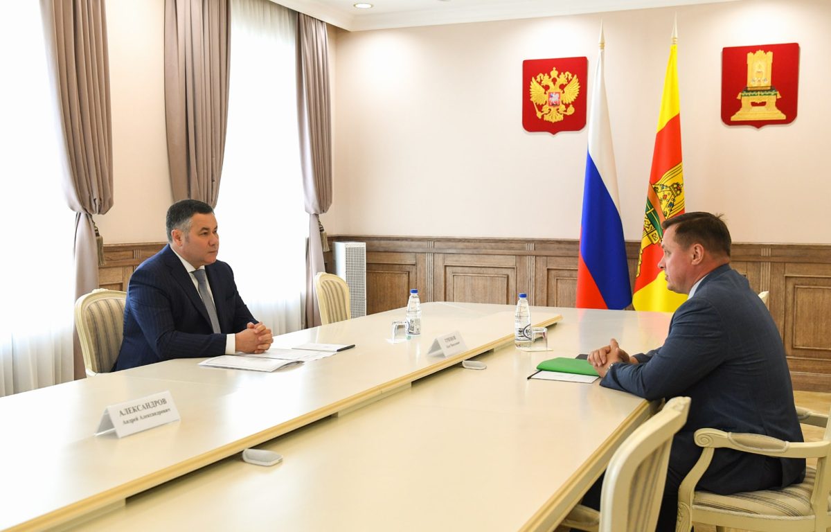 Губернатор Игорь Руденя провел встречу с главой Сандовского округа Олегом Грязновым