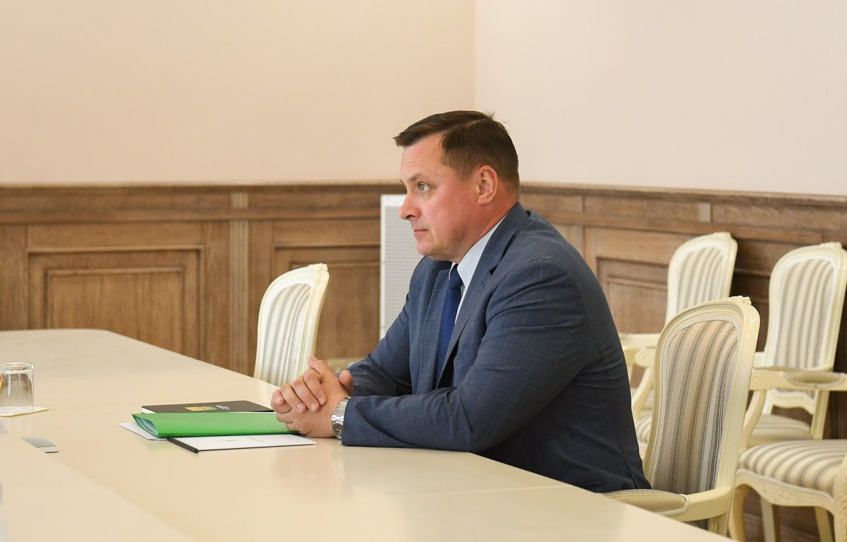 Губернатор Игорь Руденя провел встречу с главой Сандовского округа Олегом Грязновым