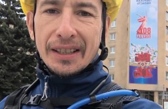 Путешественник, отправившийся на велосипеде по городам Воинской Славы через всю Россию, приехал в Тверь