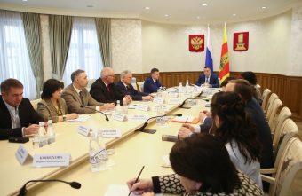 Губернатор Игорь Руденя поставил задачи по укреплению здоровья жителей Тверской области Губернатор Игорь Руденя поставил задачи по укреплению здоровья жителей Тверской области