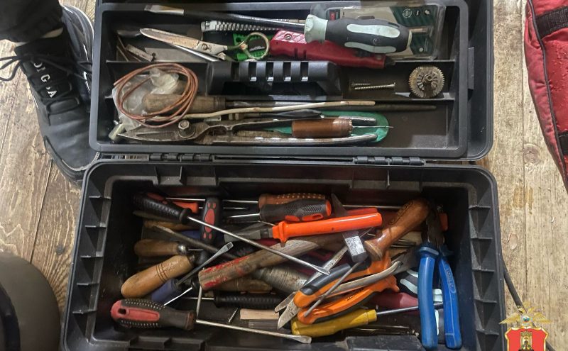 Тверские полицейские поймали дачного вора по следам рук