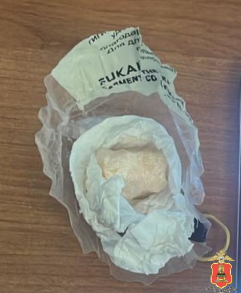 В Твери задержали закладчика с 16 граммами метадона