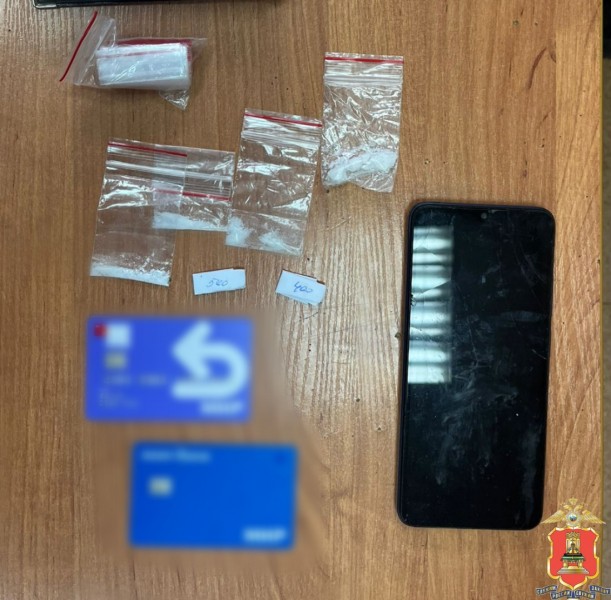 В Твери задержали троих наркосбытчиков