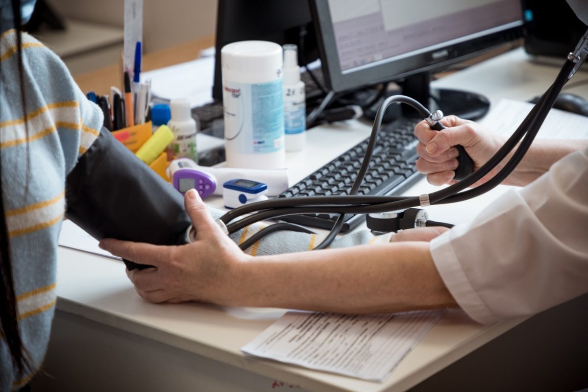 В Вышневолоцком округе продолжаются профилактические осмотры и диспансеризация