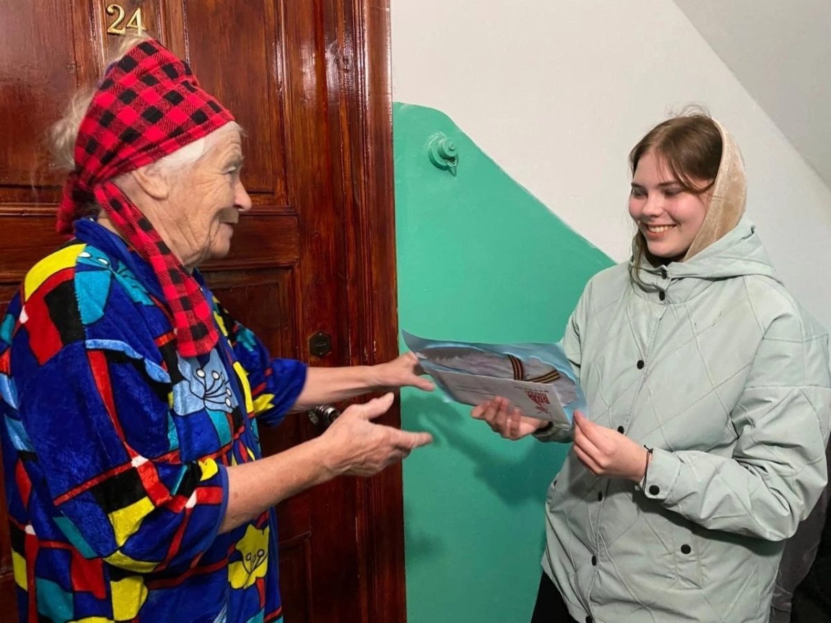 В преддверии Дня Победы школьники Лихославльского округа подарили больше 1000 открыток