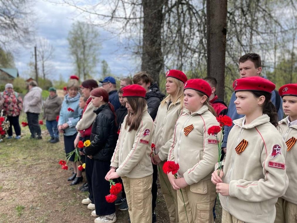 В Торопецком округе состоялась церемония перезахоронения останков советских воинов