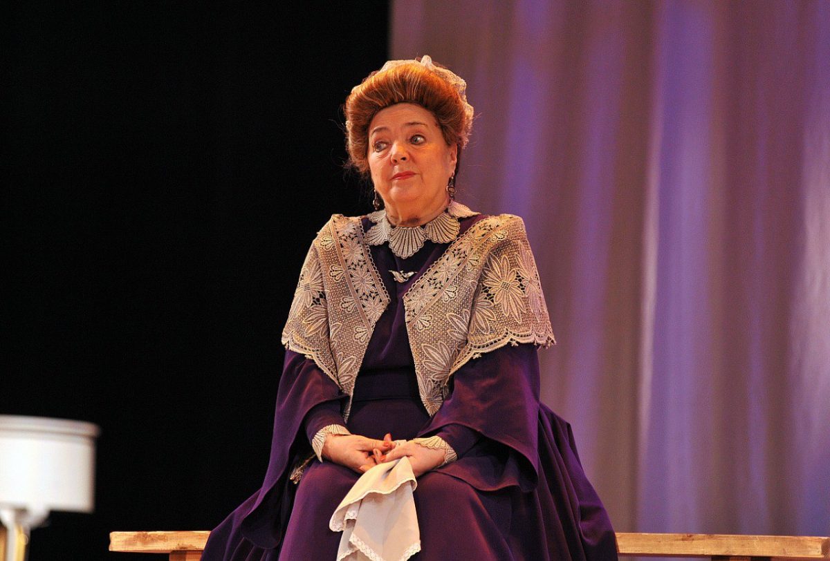 Игорь Руденя поздравил с днем рождения почетного гражданина Тверской области Наину Хонину