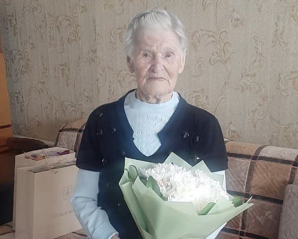 101 год исполнился труженице тыла Антонине Румянцевой из Тверской области 101 год исполнился труженице тыла Антонине Румянцевой из Тверской области