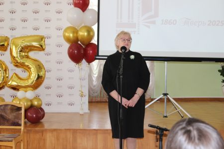 Тверская областная научная библиотека имени А.М. Горького отметила 165-летие Тверская областная научная библиотека имени А.М. Горького отметила 165-летие