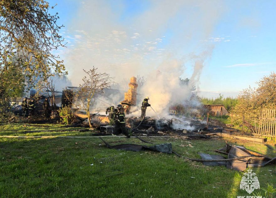 В Тверской области из-за проводки полностью сгорел дом