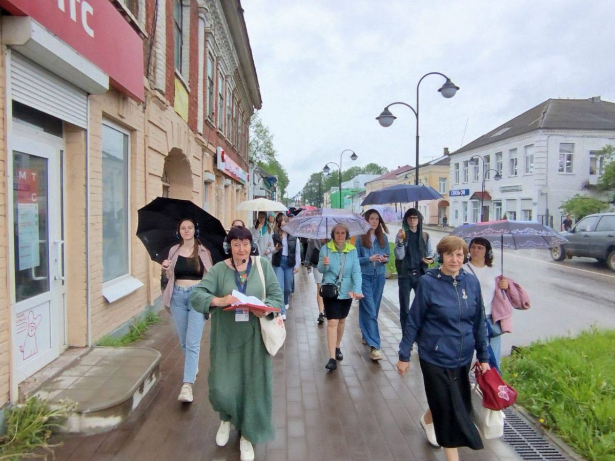 В Торопце прошла первая иммерсивная экскурсия, посвящённая святителю Тихону