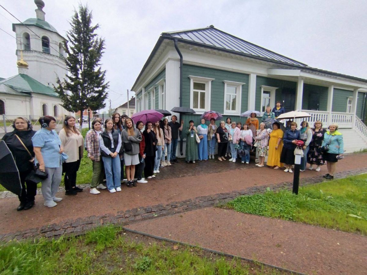 В Торопце прошла первая иммерсивная экскурсия, посвящённая святителю Тихону