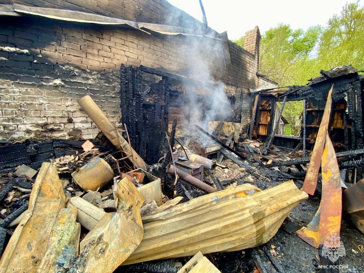 Тело погибшего нашли в сгоревшем в Тверской области жилом доме