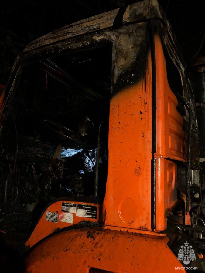 В Тверской области сгорела кабина КАМАЗа