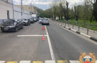 Пожилой водитель "Рено" сбил девочку на пешеходном переходе в Твери сбил