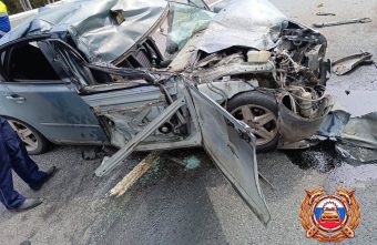 В Тверской области "Вольво" влетел в бензовоз В Тверской области "Вольво" влетел в бензовоз