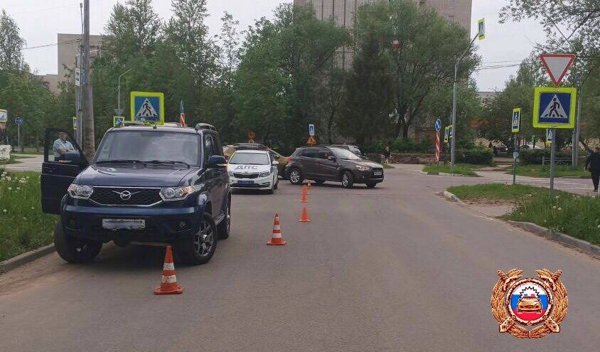 10-летний мальчик на роликах попал под колёса УАЗа в Тверской области колёса